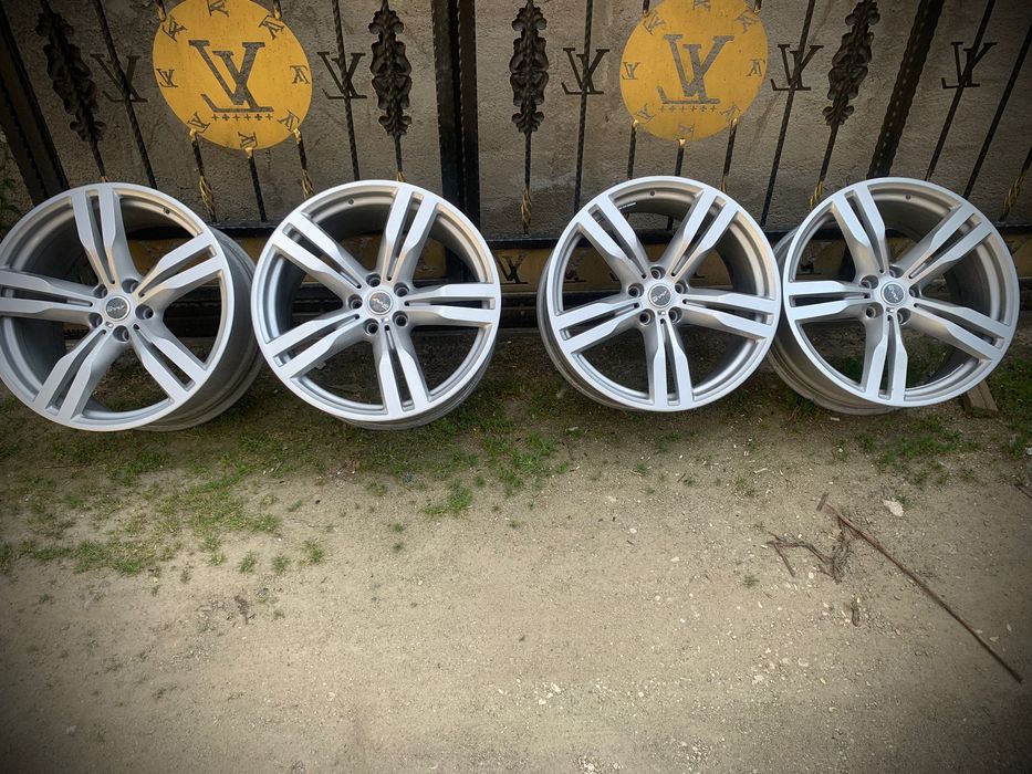 Vând jante originale BMW