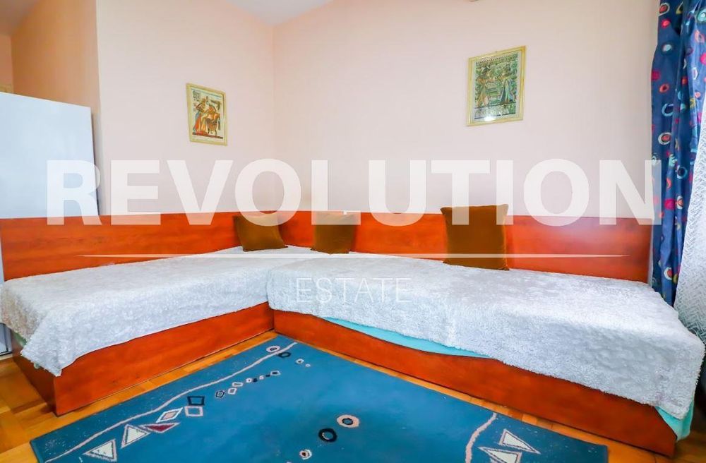 Дава се под наем Двустаен апартамент в Варна, Спортна зала - 70 кв.м за 398.82 € - Снимка #2