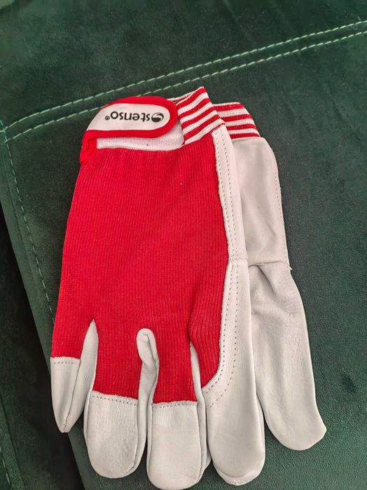 Продавам работни кожени ръкавиции