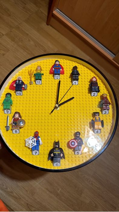 Часы Lego мстители