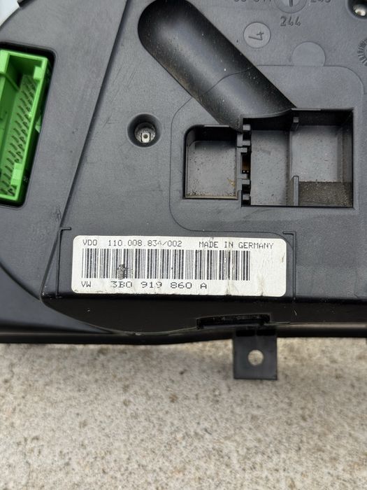 Продам щиток приборов passat B5