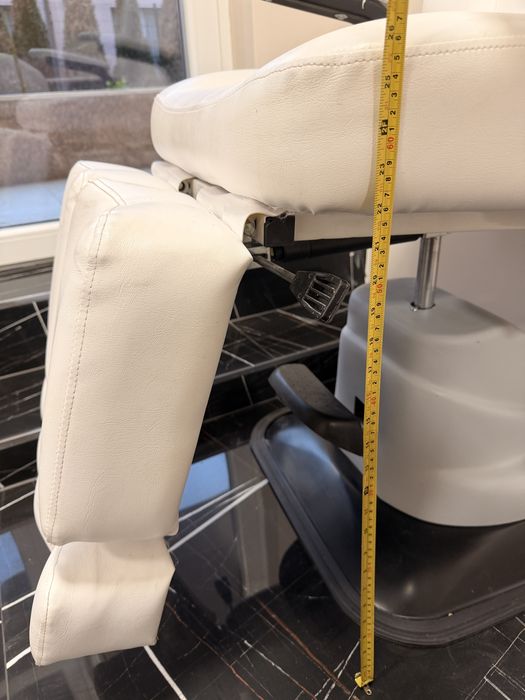 Стол за педикюр.