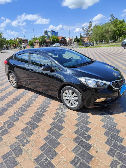 Автомобиль KIA Cerato, 2015 г/в.
