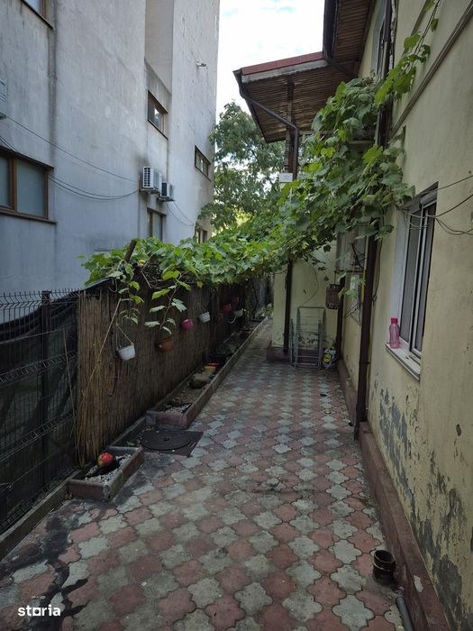 Vila cu 6 camere de inchiriat Piata Muncii - Calarasilor