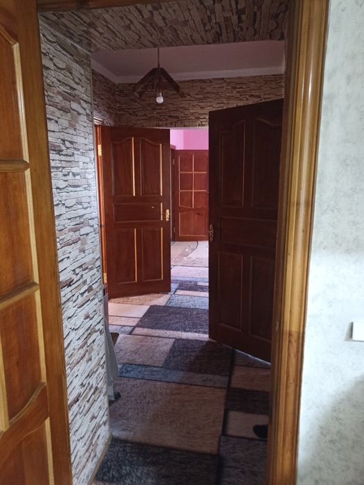 Продам дом в центре поселка