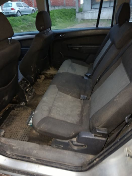 Opel Zafira B  1.9 дизел на части