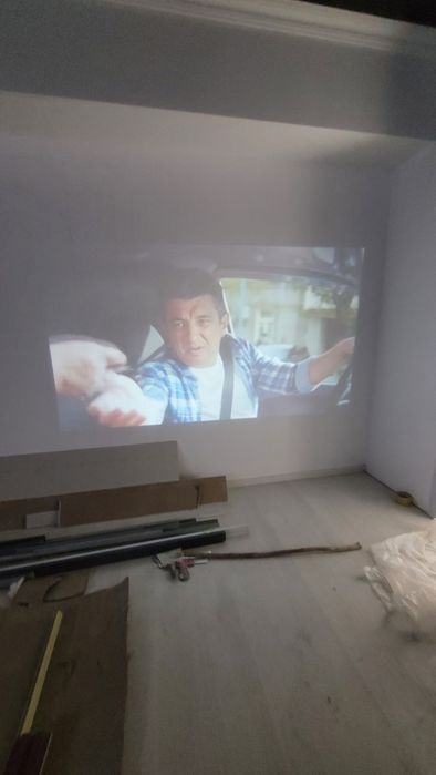 Proyektor 2k ultra hjd