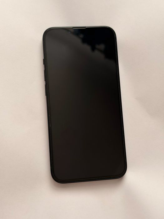 IPHONE 13 в идеальном состоянии