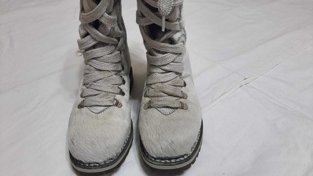 Cizme piele foca si lana de la VENTESIMA STRADA marimea 37 - 37,5