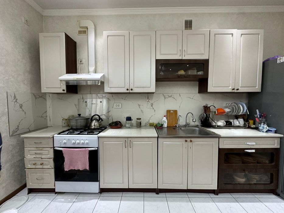 Кухонная гарнитура 3.20м