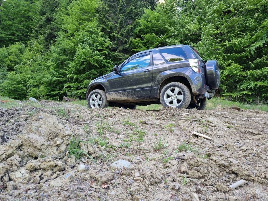 Suzuki Grand Vitara 2.4 benzina overlanding