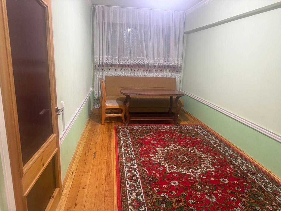 2 -х комнатная квартира, м. Бодомзор