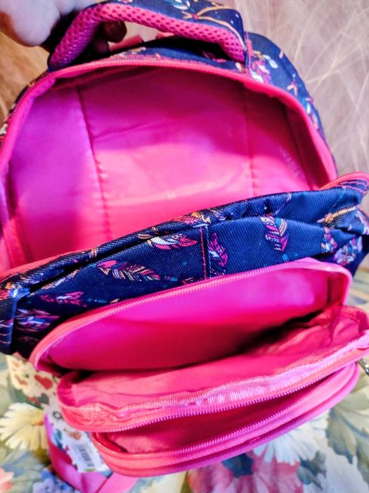 Нова красива голяма раница