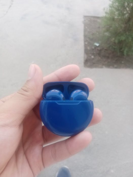 Airpods pro 6 sotiladi