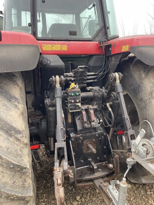 Tractor Massey ferguson  8220, 155 cp
