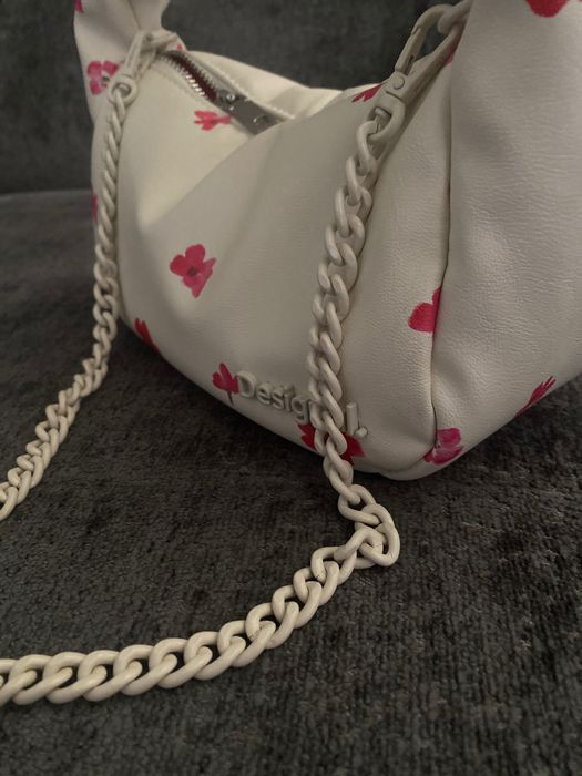 Малка чанта Desigual нова!