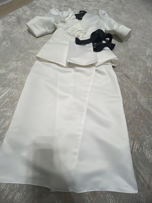 Продается костюм