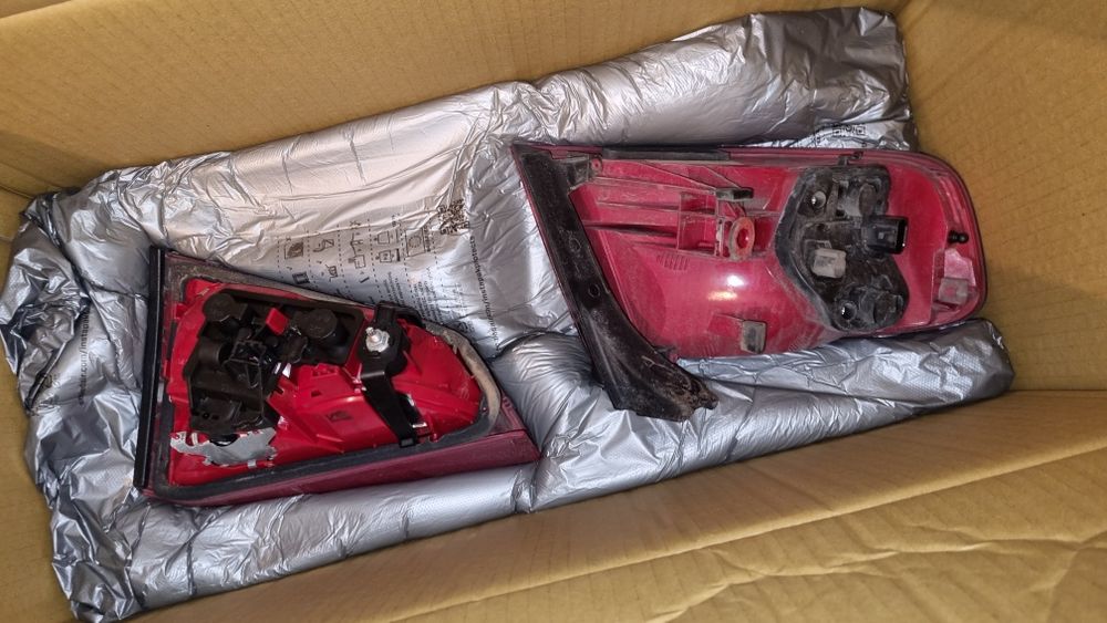 Stopuri a4 b8 halogen Berlina