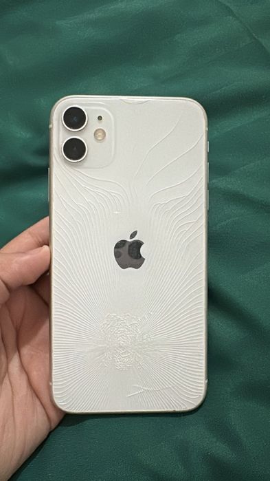 айфон 11.   64гб
