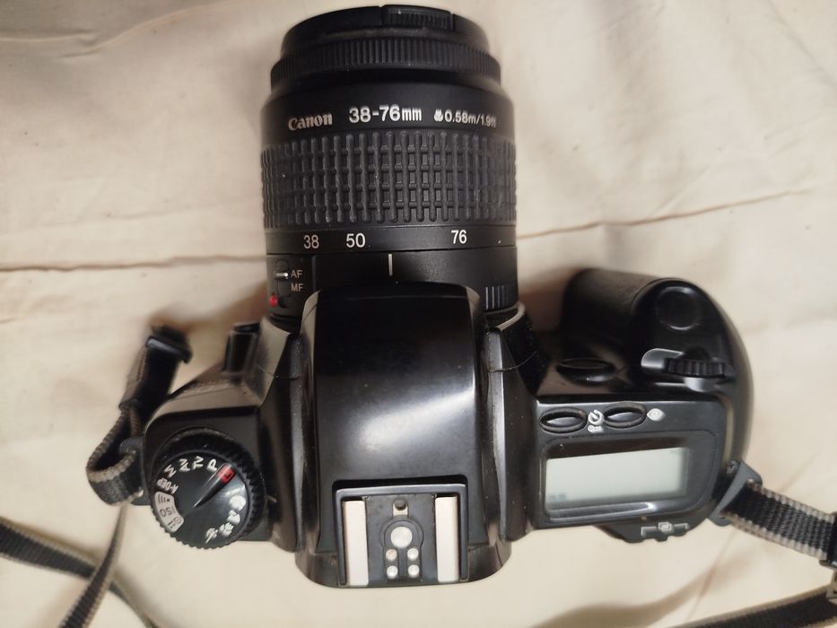 Canon RP с два обектива + Canon EOS 3000 /лентов/