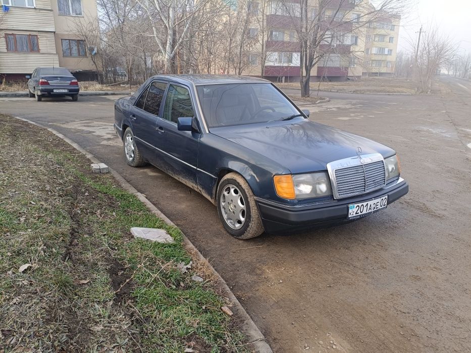 Мерседес бенс 124