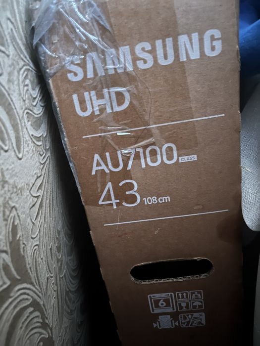 Продам телевизор на запчасти