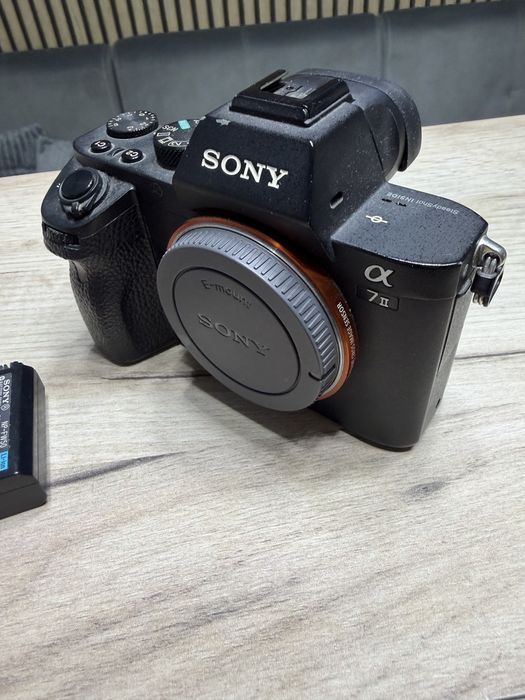 Sony a7ii cu obiectiv Samyang 35mm f1.4 cu 3 baterii