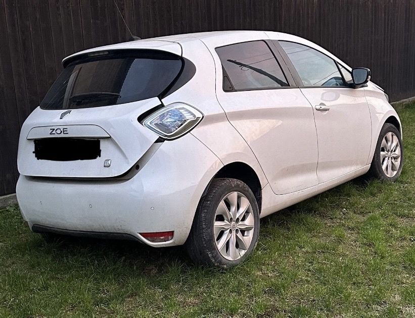 Dezmembrez Renault Zoe generatia 1 ( 2012-2019 )