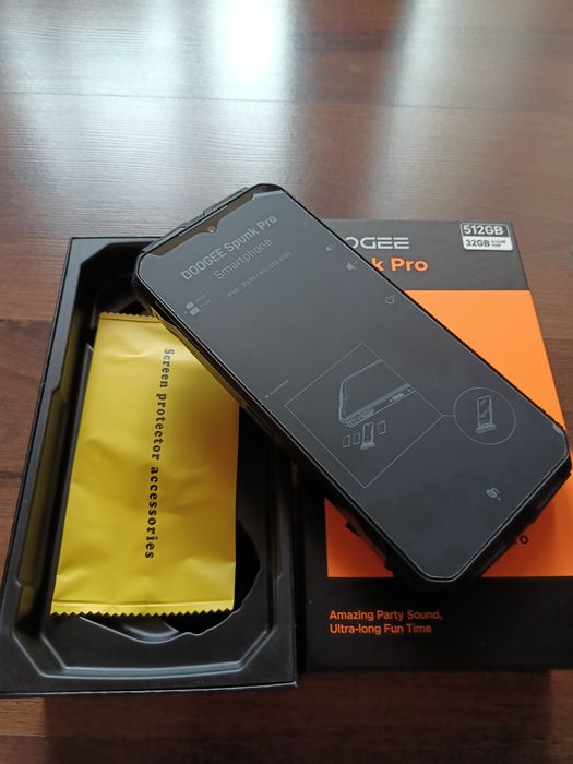 Doogee Spunk  Pro 512 GB, 32 GB RAM, cutie sigilată.