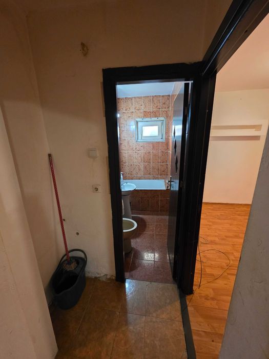 Apartament semidecomandat zona Orizont