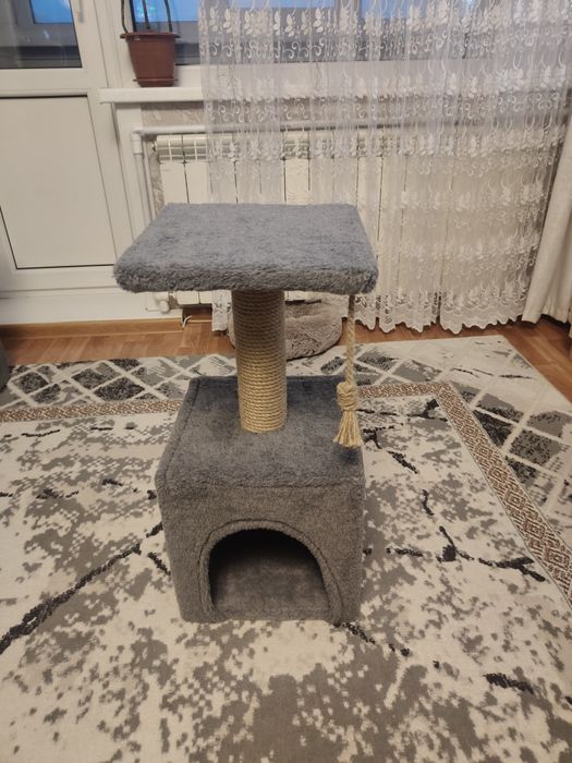 Продам домик для кошек