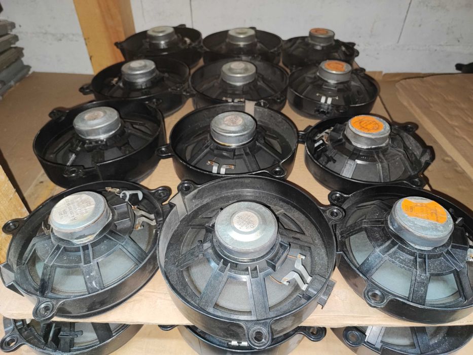 Говорители обикновени BOSSE и HARMAN KARDON буфери от Мерцедес