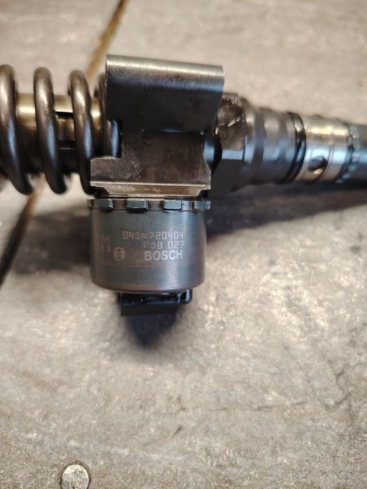 Vând injectoare audi .,vw passat,.golf5 , 2.0 Pd 140 cai
ID #