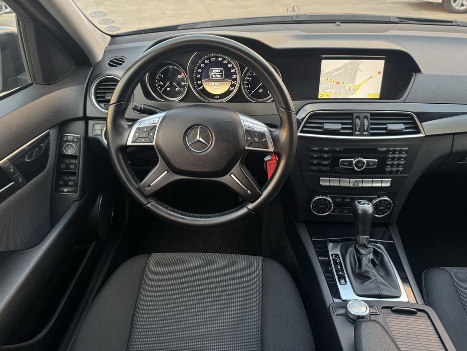 Mercedes Benz C180 Benzina AUTOMAT 117000km