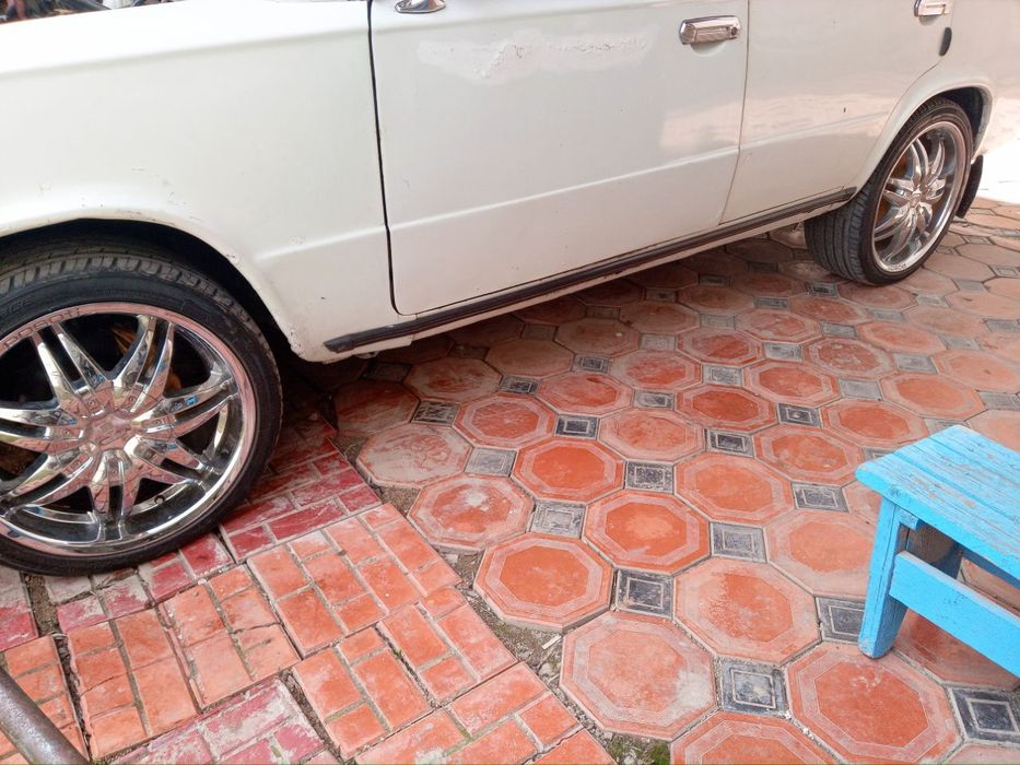 R17 diska baloni bilan sotiladi