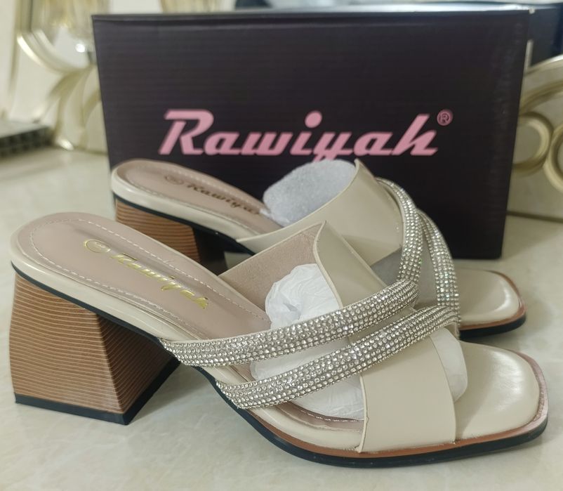 Женские тапочки 36 размер