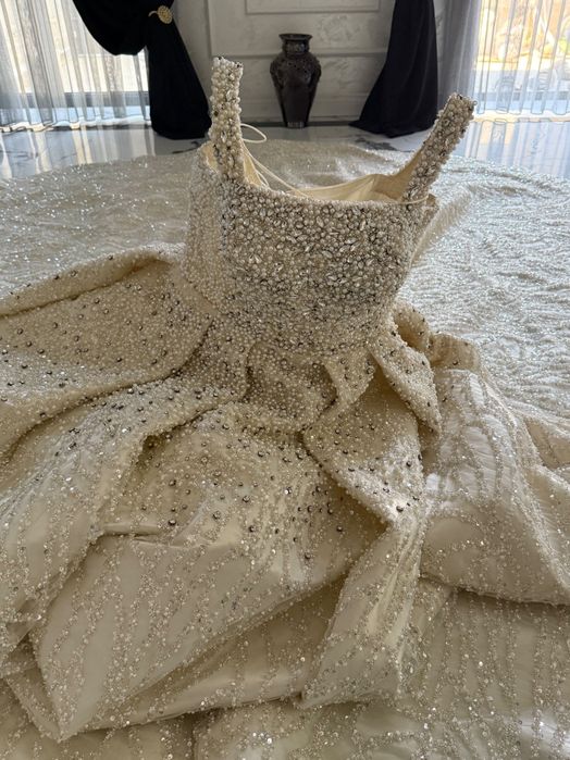 Свадебное платье с фатой