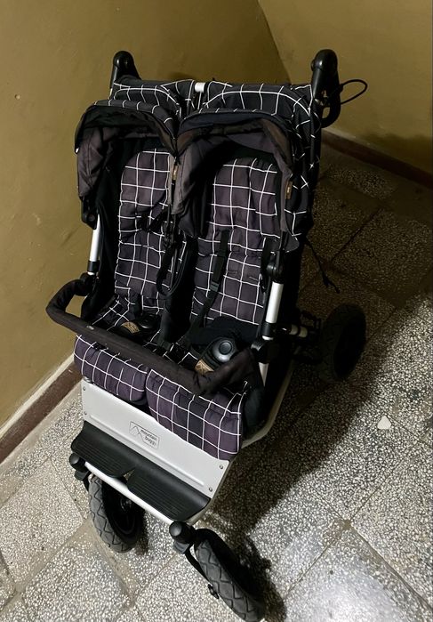 Количка за близнаци Mountain Buggy duet