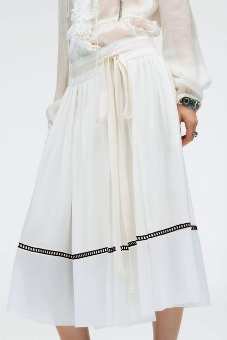 Fusta Zara Studio