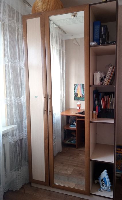Продам шкаф в хорошем состоянии