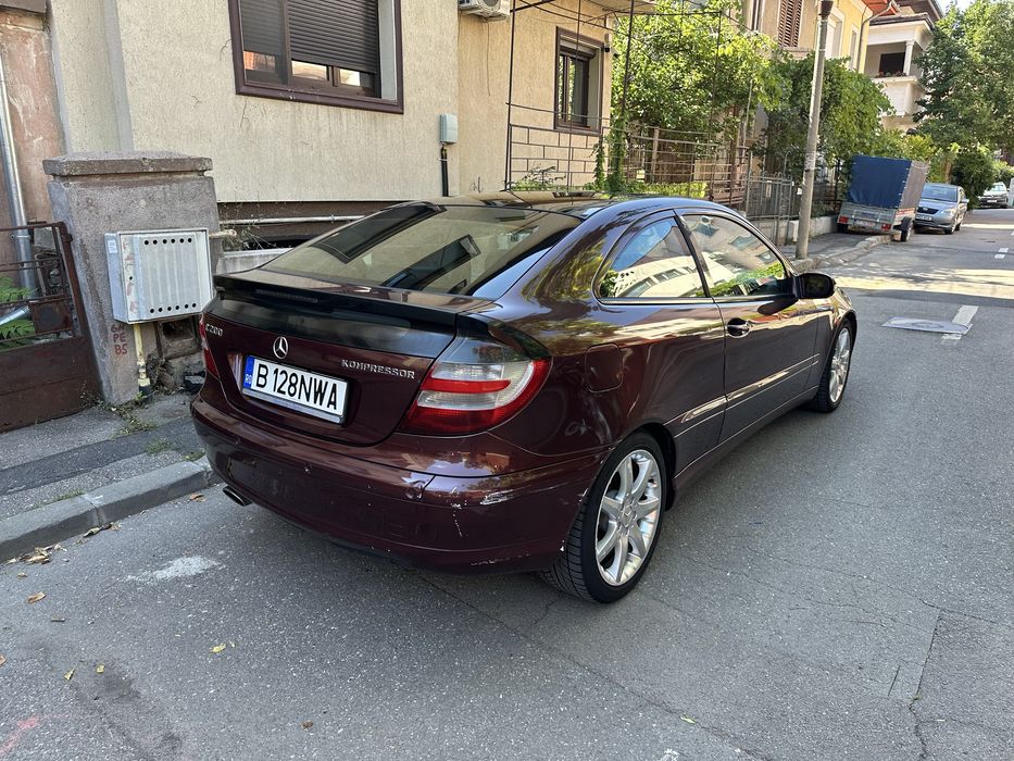 MERCEDES-BENZ C-Class 2005 — imagine 2