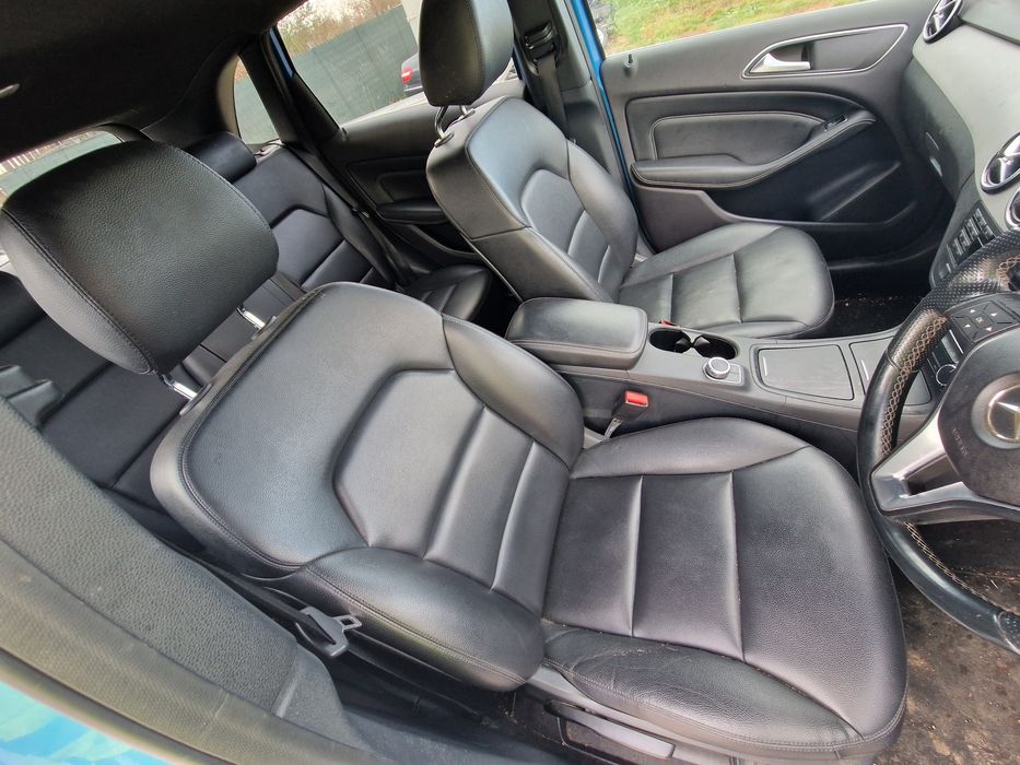 Dezmembrez piese Mercedes B class W246 2014 automat 1.5 cdi dci om 607