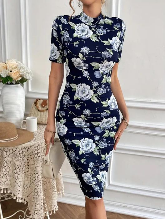 Нови дамски рокли в разпродажба