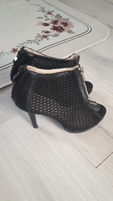 СРОЧНО продам 2999! новые