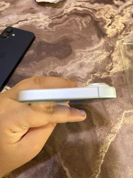 Iphone 16 impecabil