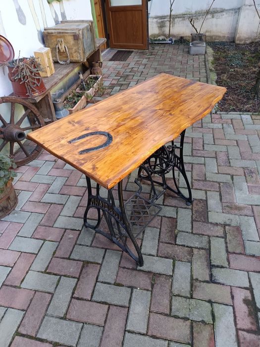 Masa , suport lavoar baie , Comoda  , cadru mașină de cusut