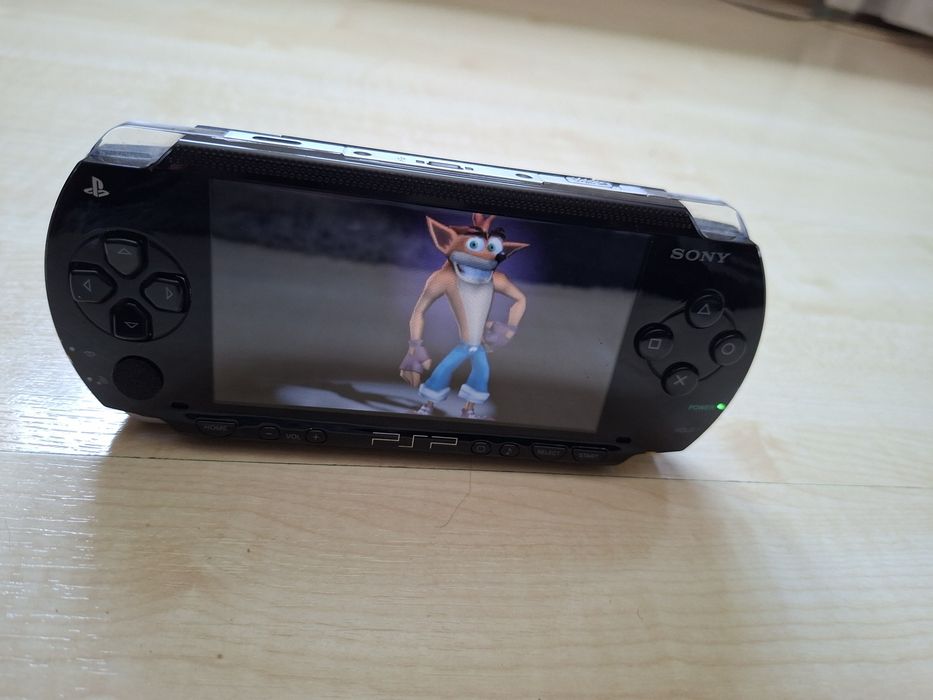 PSP 1  Sony PlayStation mobile
