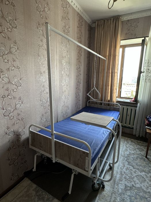 Кровать для лежащих больных