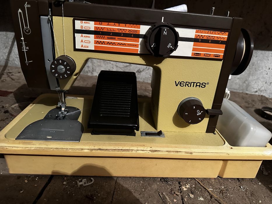 Швейная машина Veritas