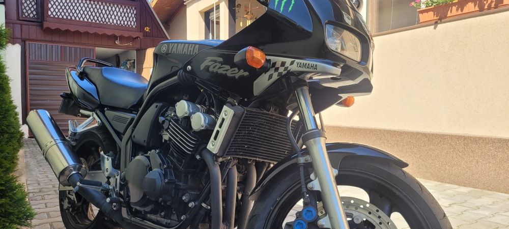 Yamaha Fazer 600